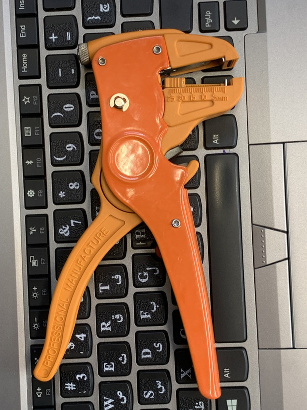 سیم لخت کن کلاغی مدلLS_700D تک و عمده
