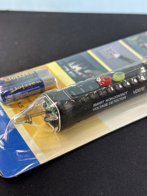 تستر فازیاب القایی دیجیتال مدل Voltage Detector AC 12-1000V